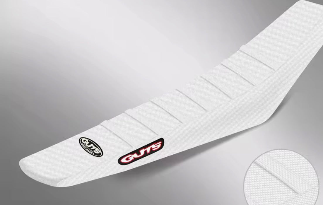GUTS seat cover for Tuttio Soleil Yozma in white with ribbed texture and anti-slip design.