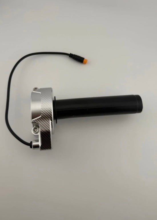 CNC aluminum throttle for e-bikes, featuring a black grip and pre-wired 3-pin connector for easy installation.